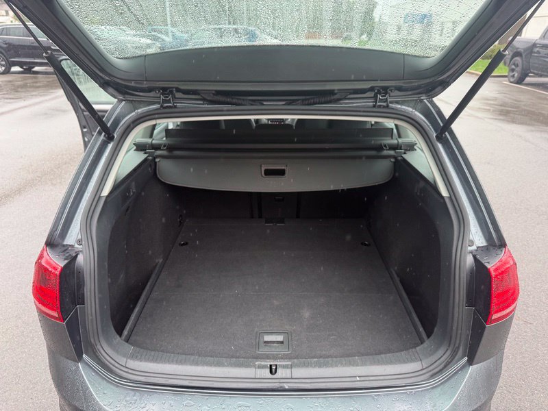 Used 2015 Volkswagen Golf S FWD image 5