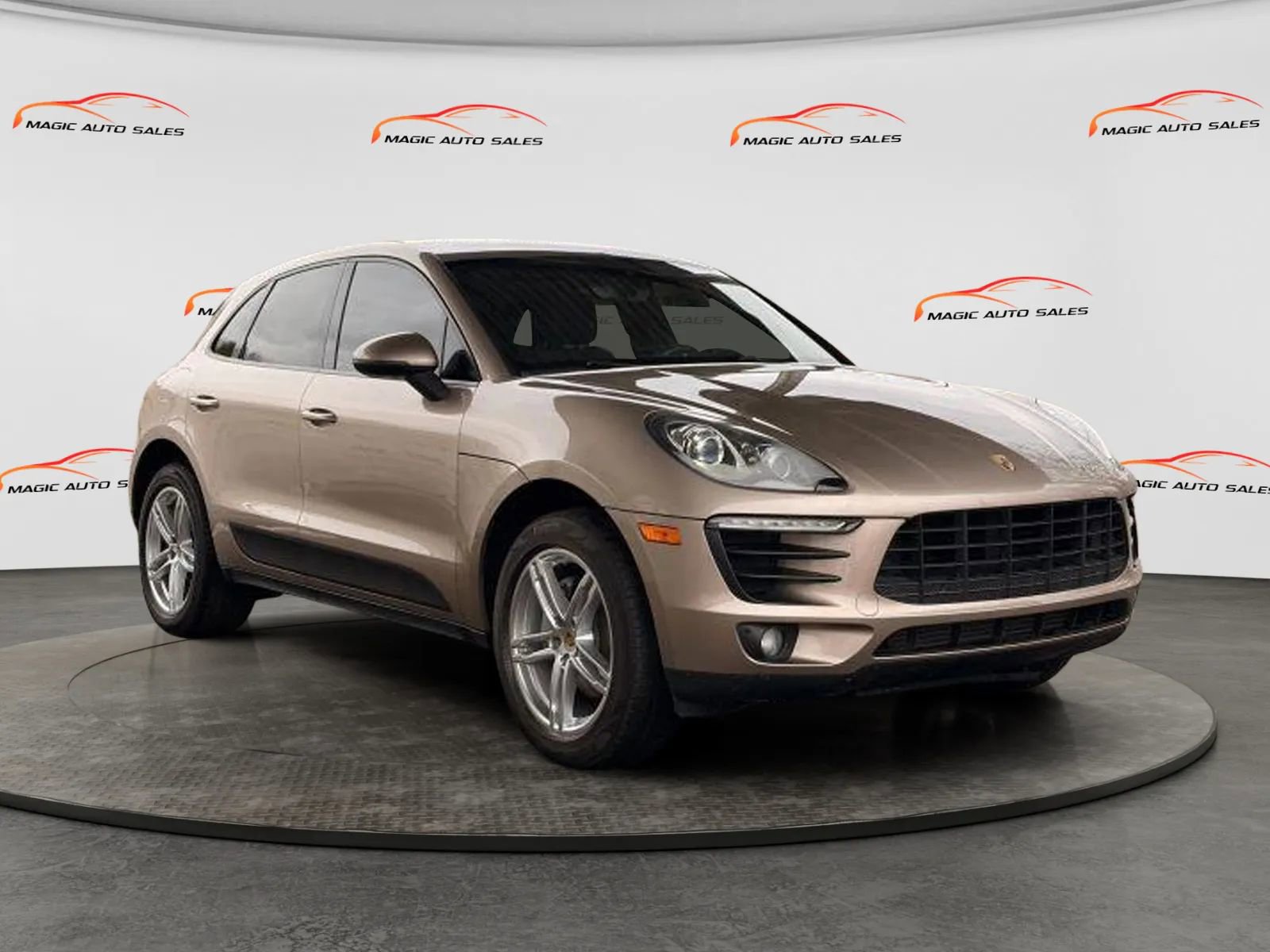 Used 2017 Porsche Macan image 4
