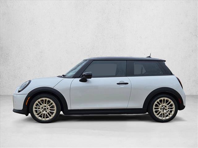 Used 2026 MINI Cooper 2-Door Hardtop FWD image 5