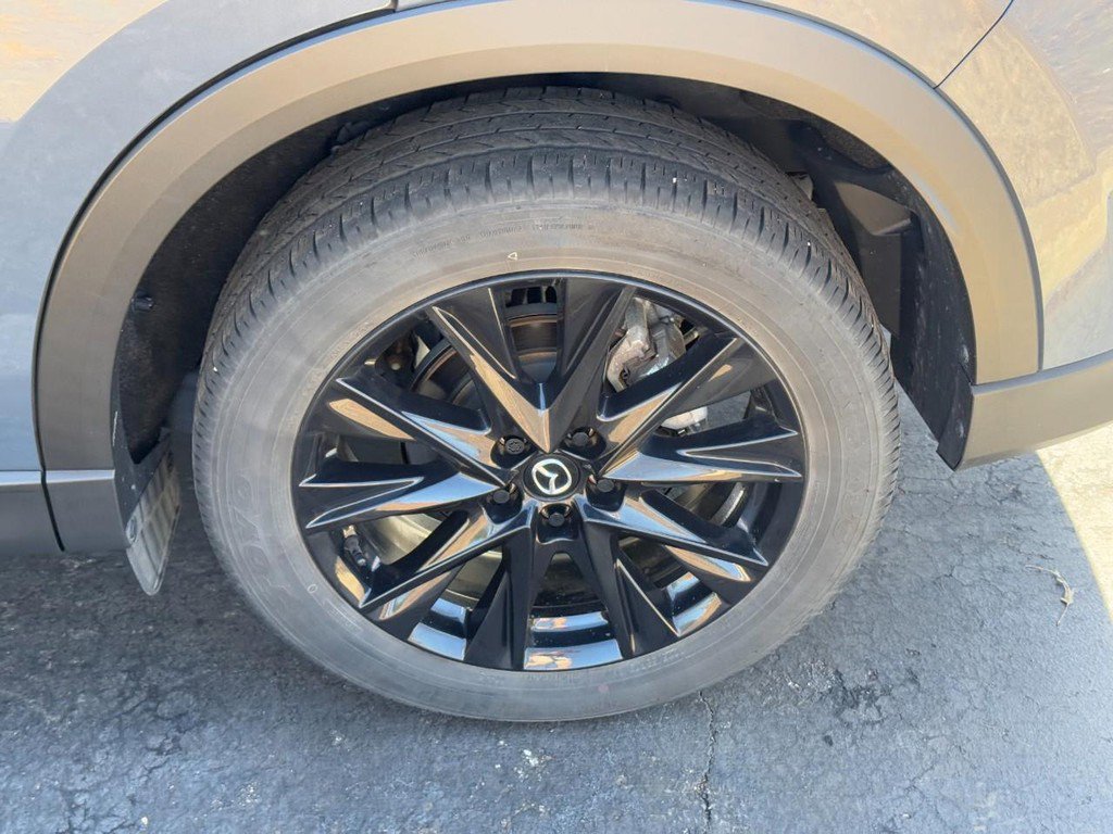 Used 2023 MAZDA CX-5 Carbon Edition image 5