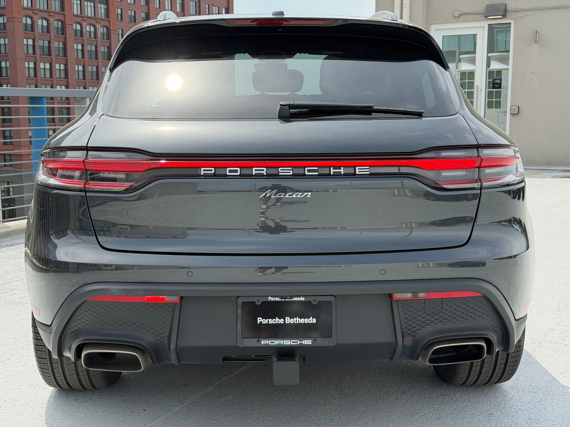 Certified 2026 Porsche Macan AWD/4WD image 6