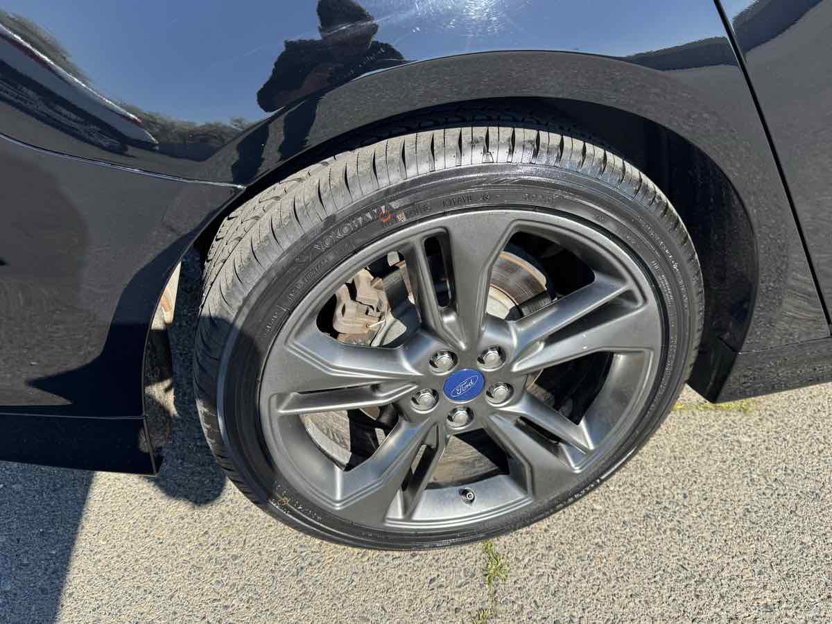 Used 2017 Ford Fusion Sport w/ Equipment Group 401A AWD/4WD image 40