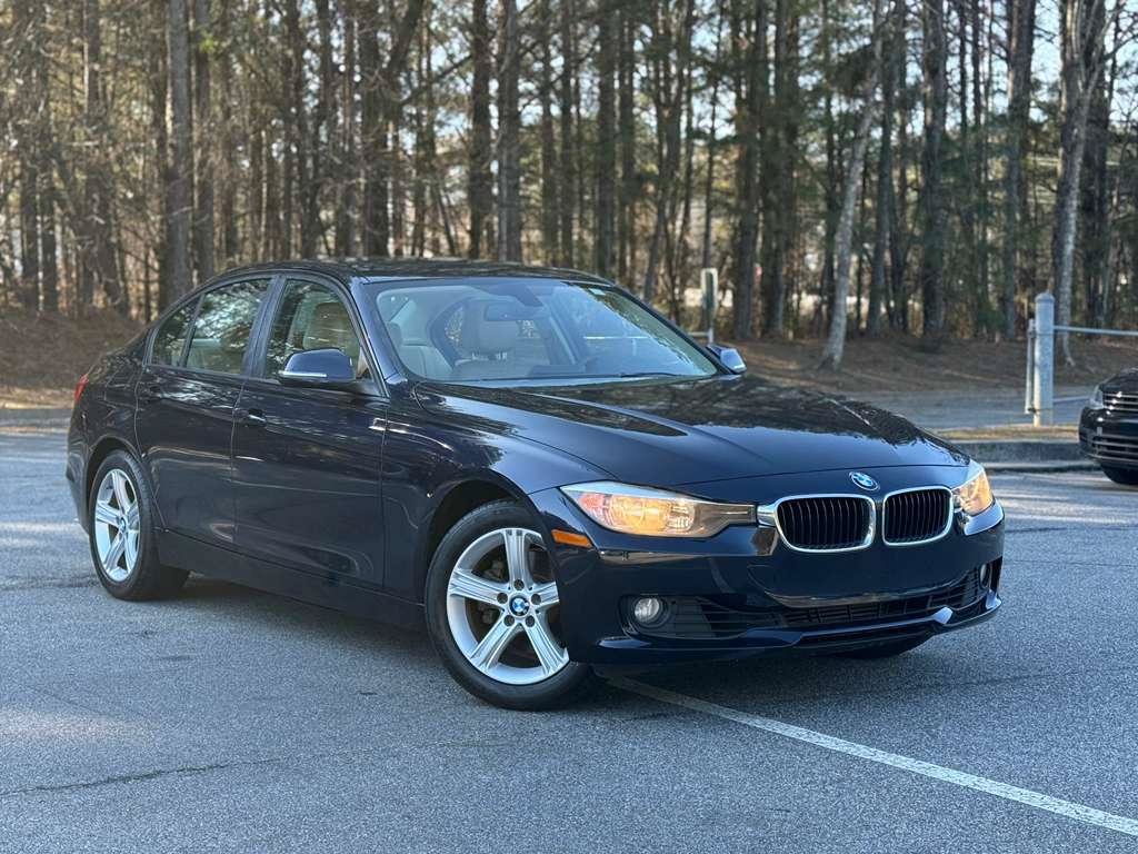 Used 2013 BMW 328i Sedan RWD image 4