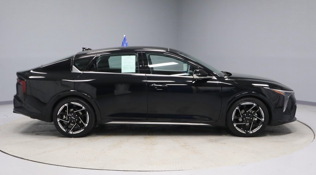 Used 2025 Kia K4 GT-Line w/ GT-Line Premium Package image 11