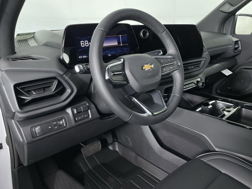 New 2025 Chevrolet Silverado EV LT image 13