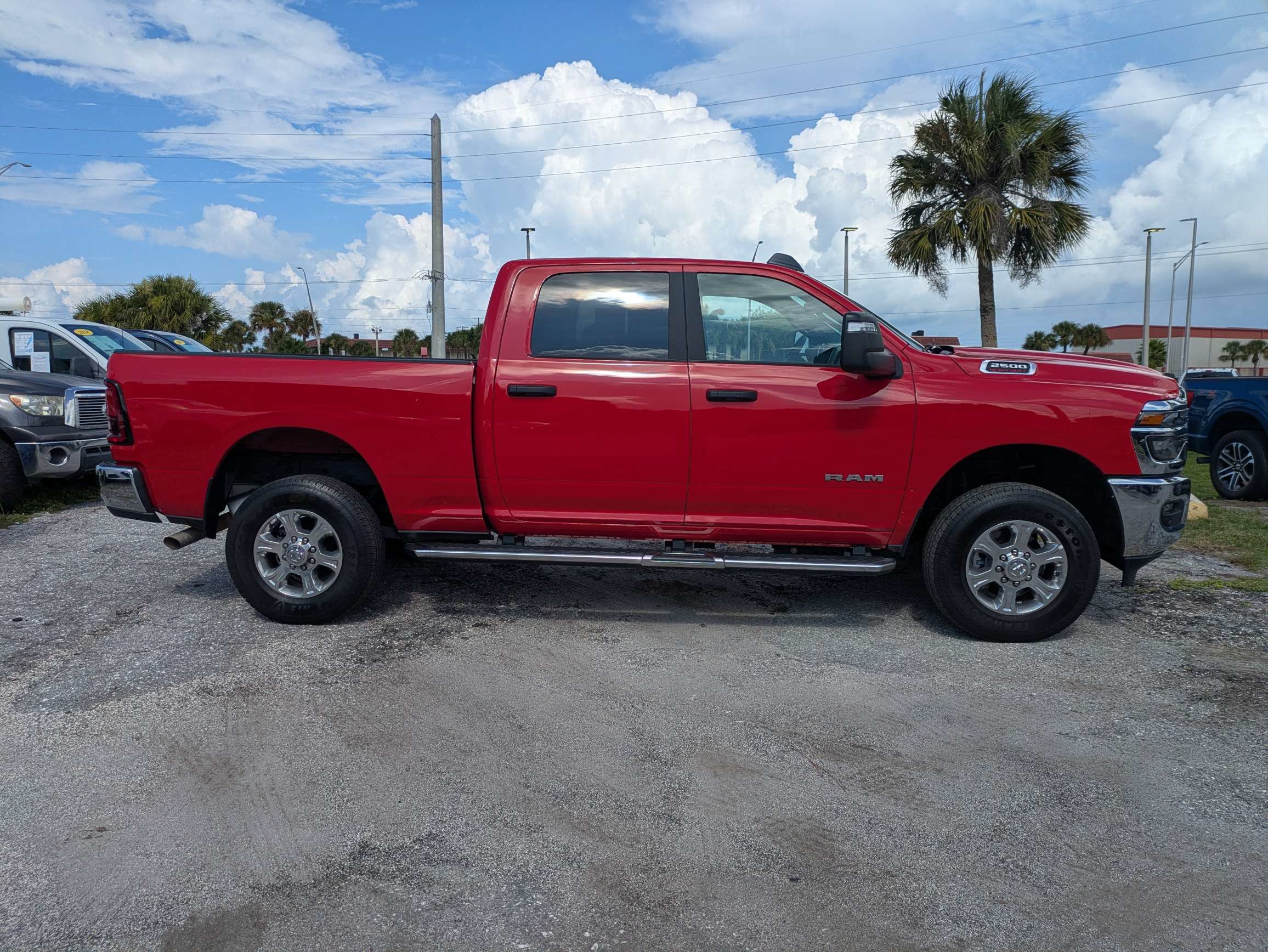 Used 2026 RAM 2500 Big Horn AWD/4WD image 4