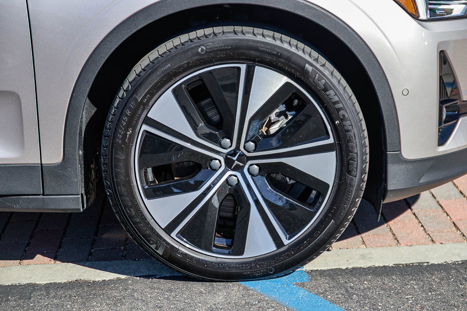 Used 2023 Polestar Polestar 2 w/ Pilot Pack image 9