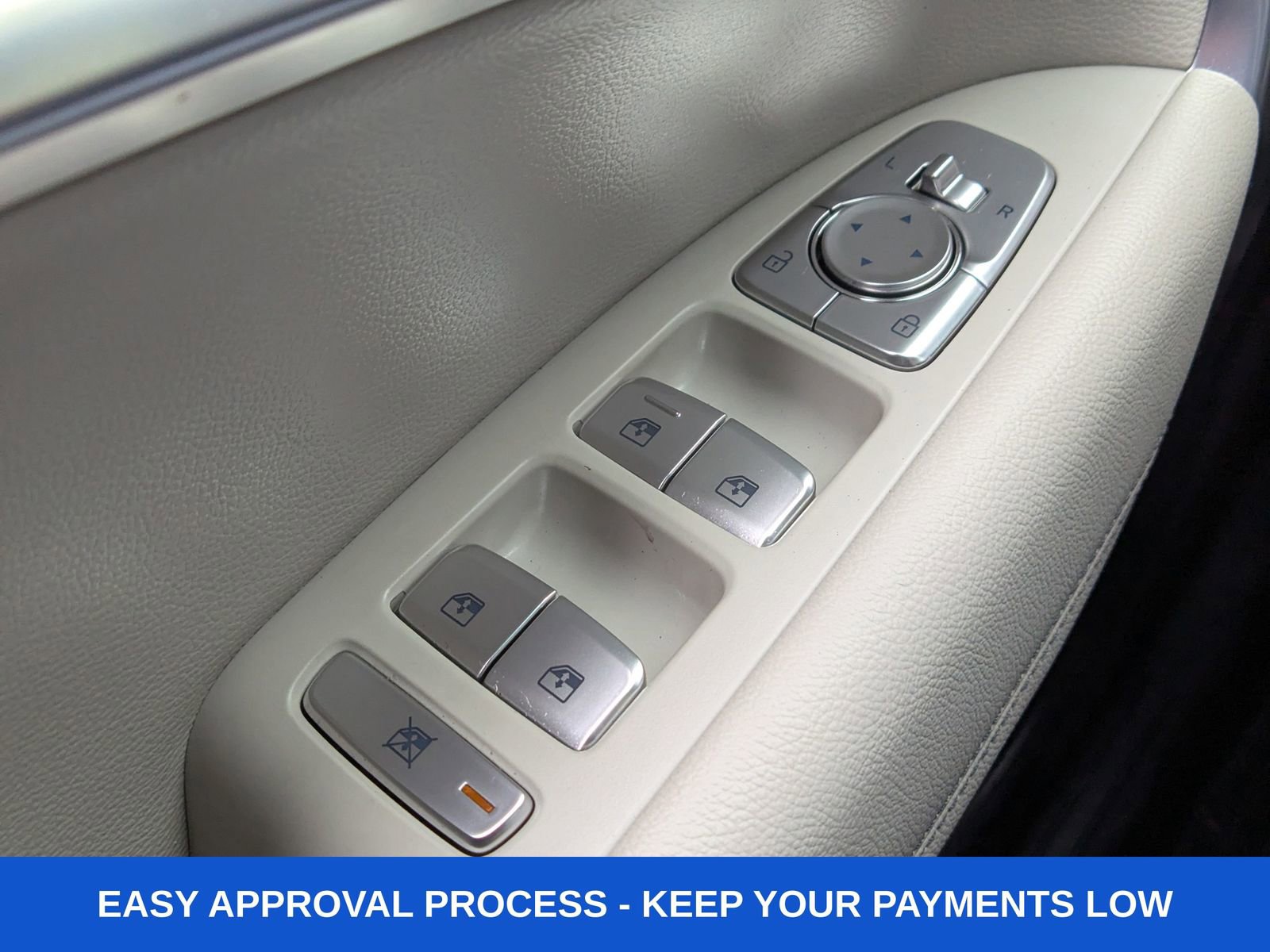 Used 2024 Genesis G70 2.5T image 33