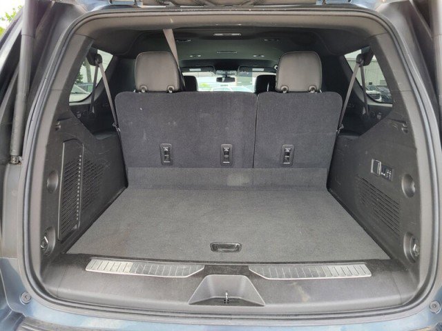Used 2021 Chevrolet Suburban Z71 w/ Z71 Off-Road Package image 7
