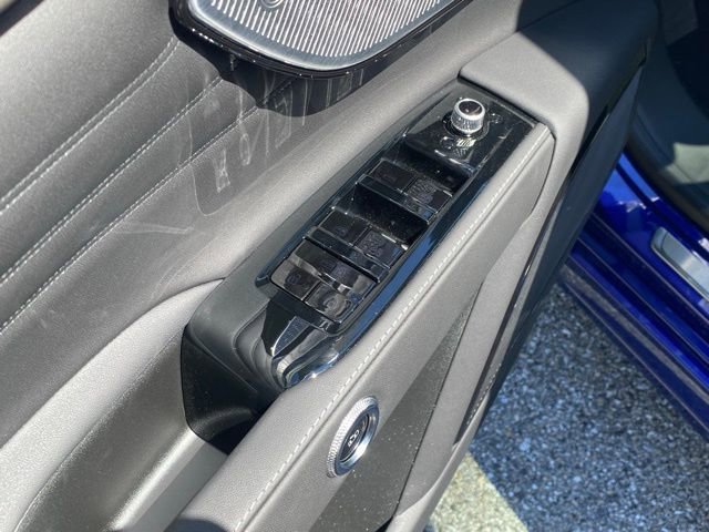 New 2025 Maserati Grecale GT image 18