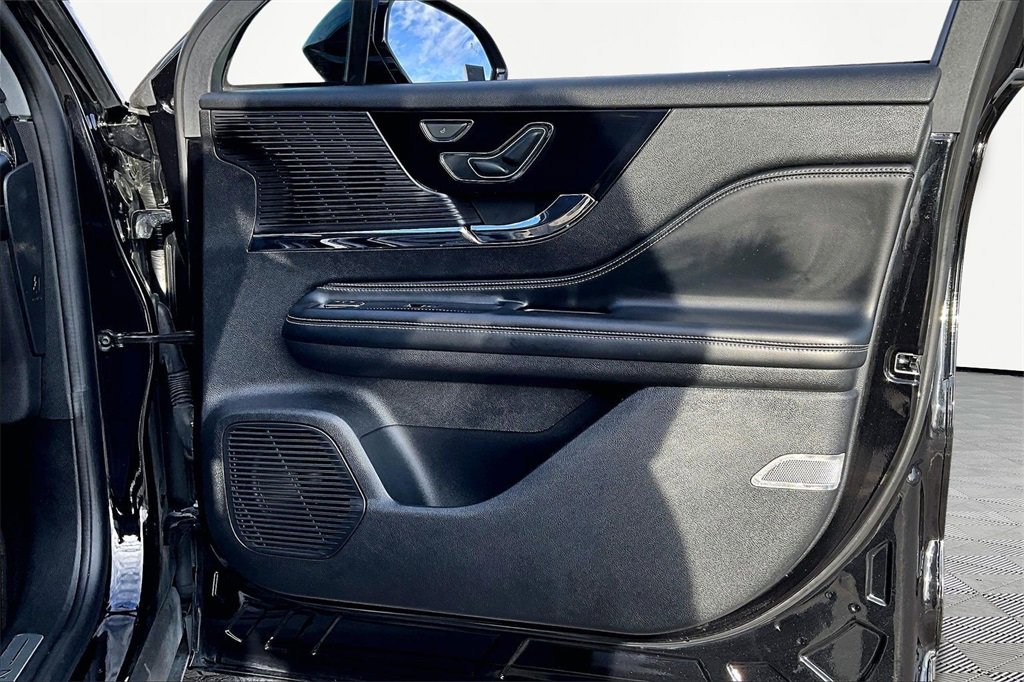 Used 2022 Lincoln Corsair FWD image 24