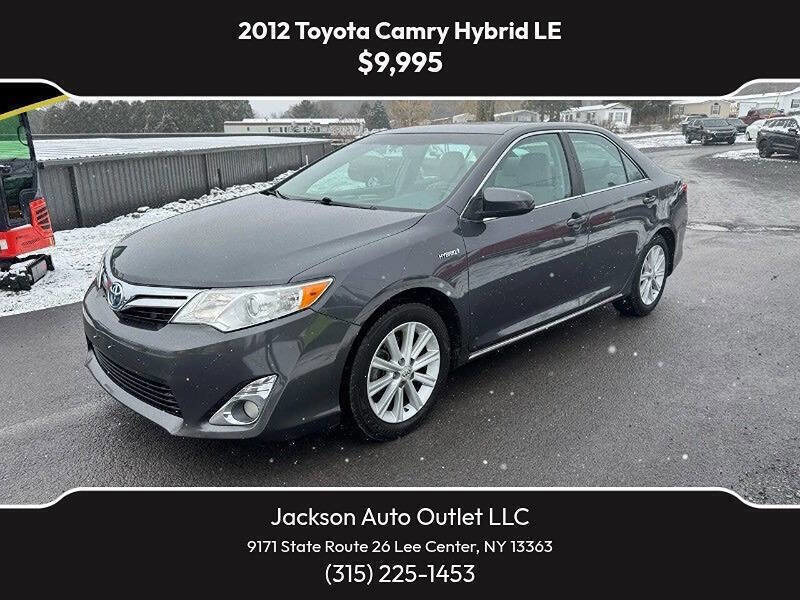 Used 2012 Toyota Camry LE image 1
