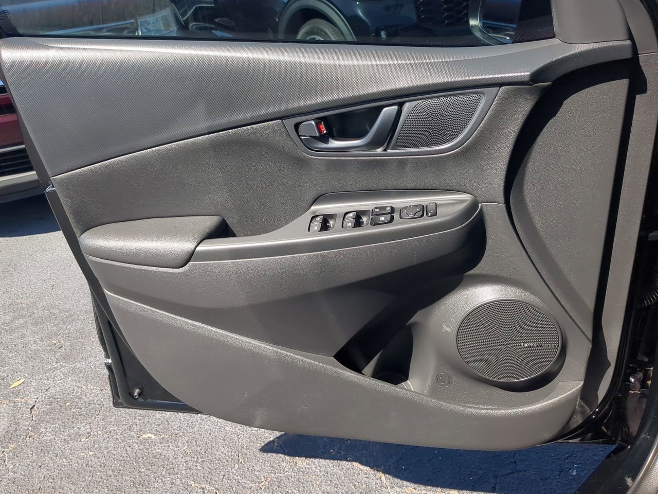 Used 2023 Hyundai Kona N image 30