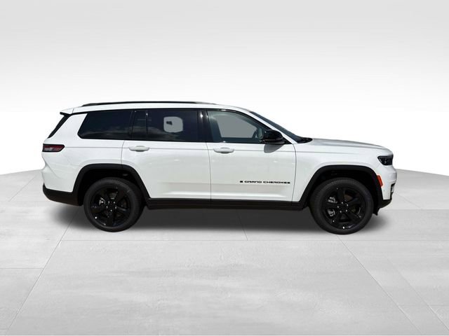 New 2025 Jeep Grand Cherokee L Limited w/ Luxury Tech Group II RWD image 25