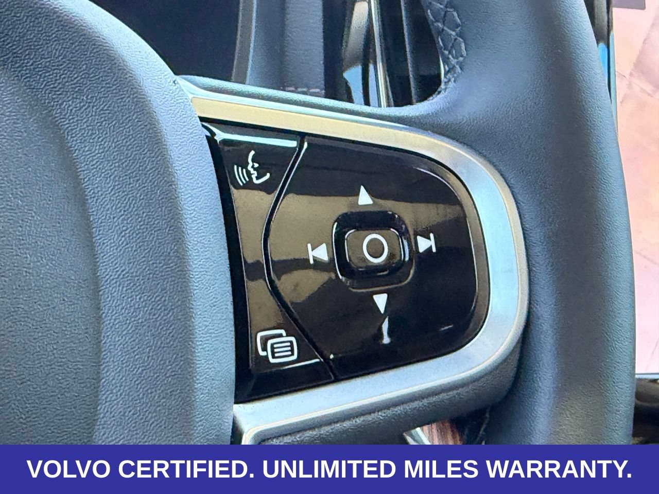 Certified 2024 Volvo XC60 T8 Ultimate w/ Protection Package Premier AWD/4WD image 19
