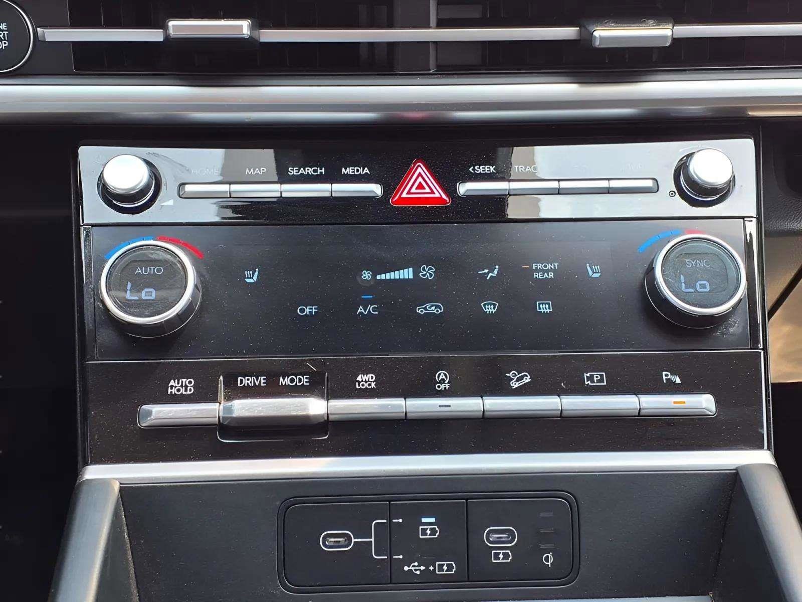 Certified 2024 Hyundai Santa Fe XRT image 13