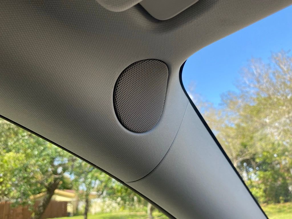 Used 2025 Tesla Model Y Long Range image 29