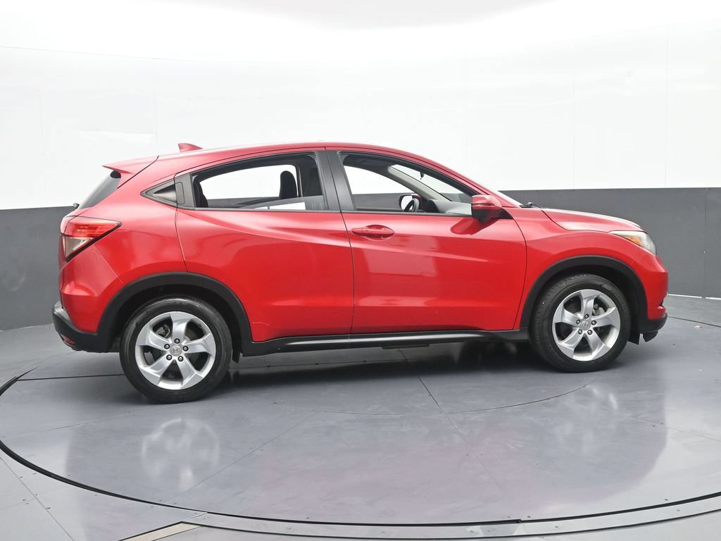 Used 2016 Honda HR-V EX image 7