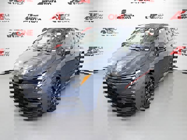 Certified 2023 Toyota Corolla SE image 3