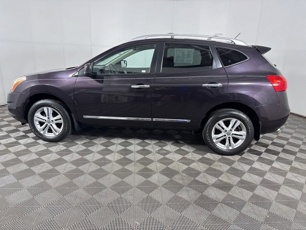 Used 2013 Nissan Rogue SV image 6