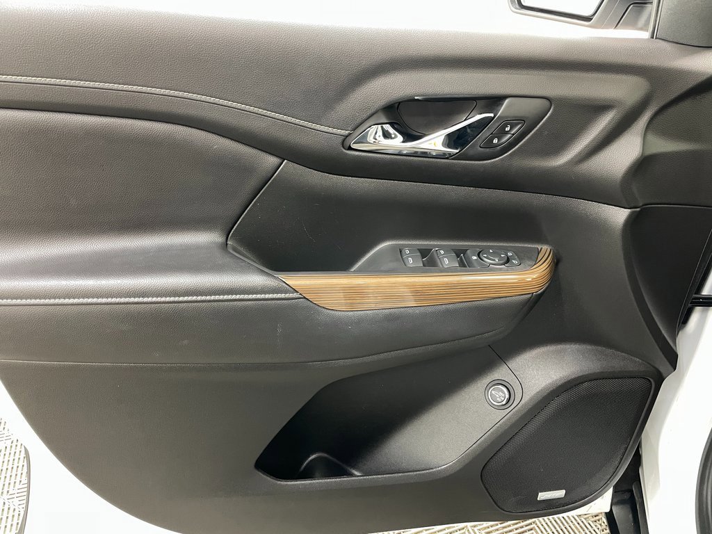 Used 2019 GMC Acadia SLE w/ Driver Alert Package I image 24