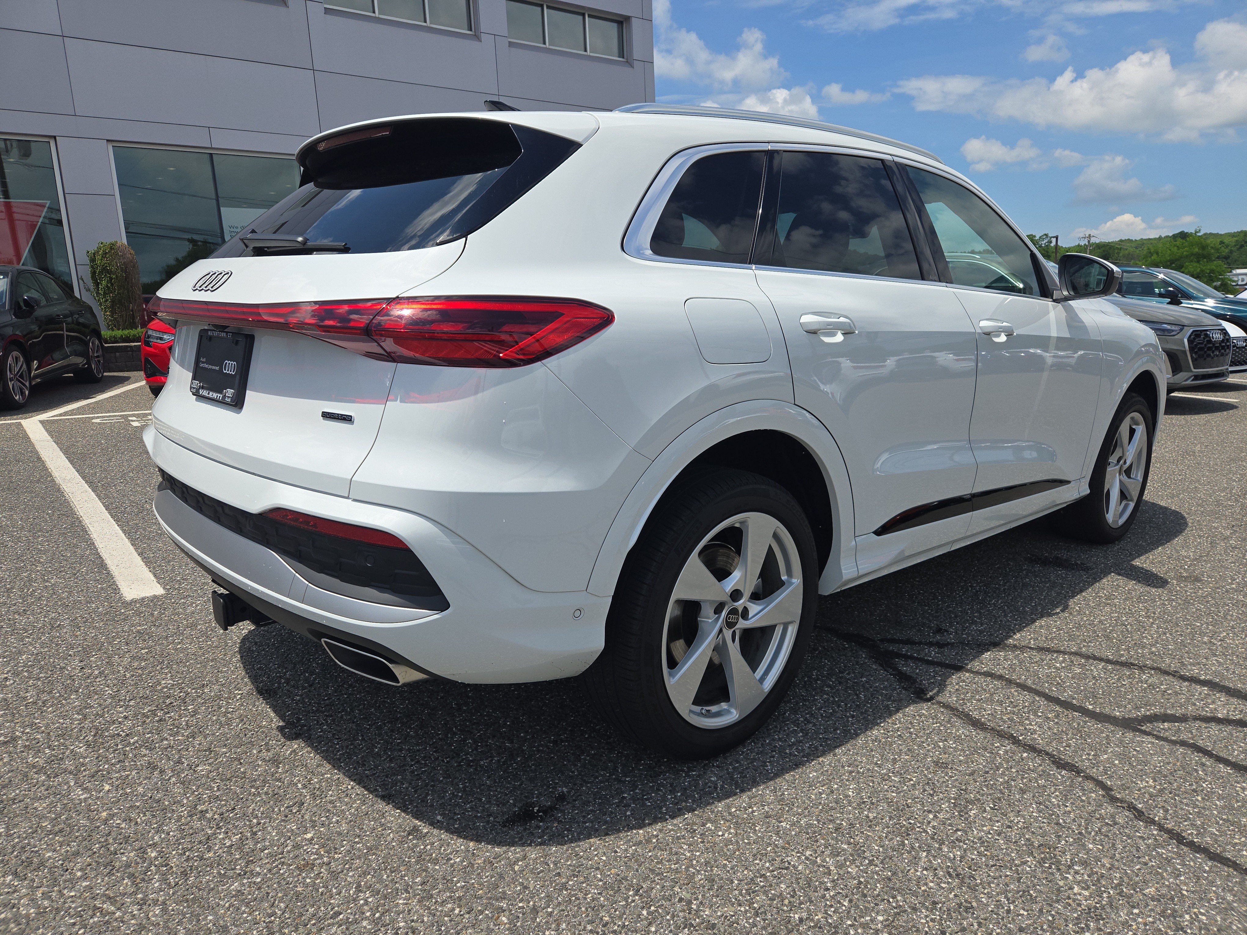 Certified 2025 Audi Q5 Premium w/ Premium Plus AWD/4WD image 7