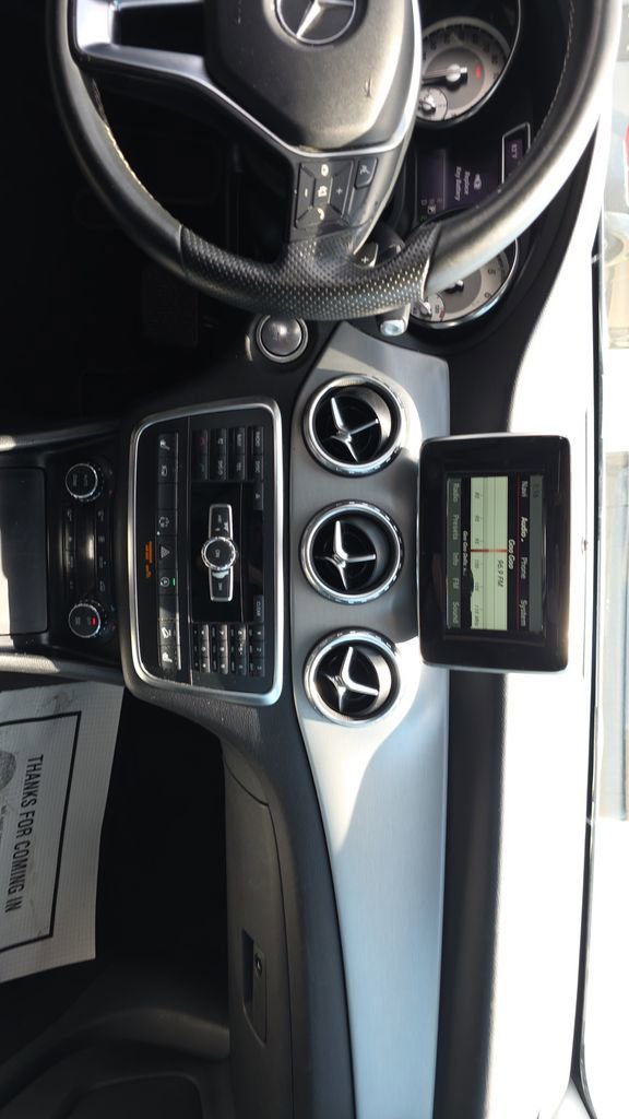 Used 2015 Mercedes-Benz GLA 250 4MATIC image 27