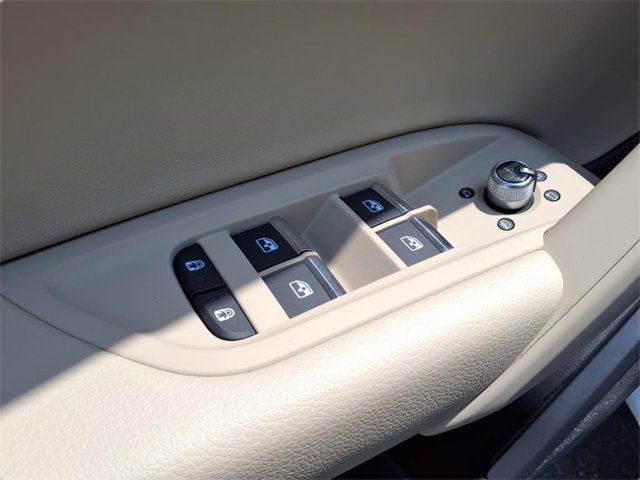 Certified 2025 Audi Q5 2.0T Premium w/ Convenience Plus Package image 14