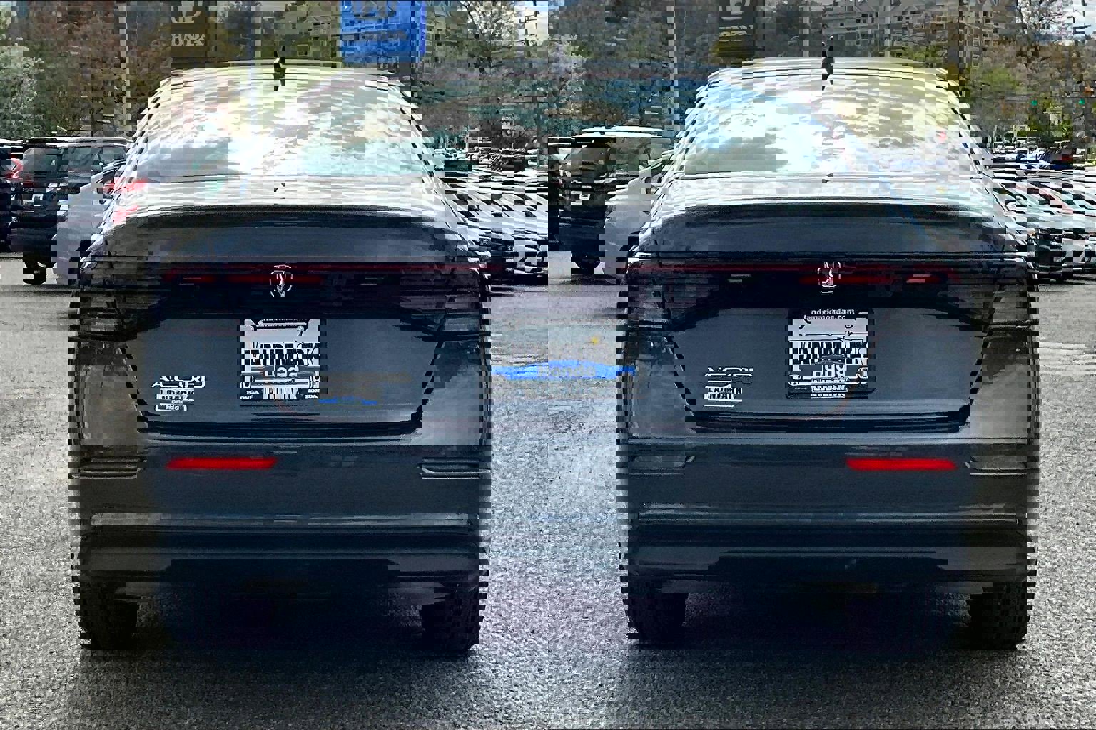 Used 2024 Honda Accord EX image 4