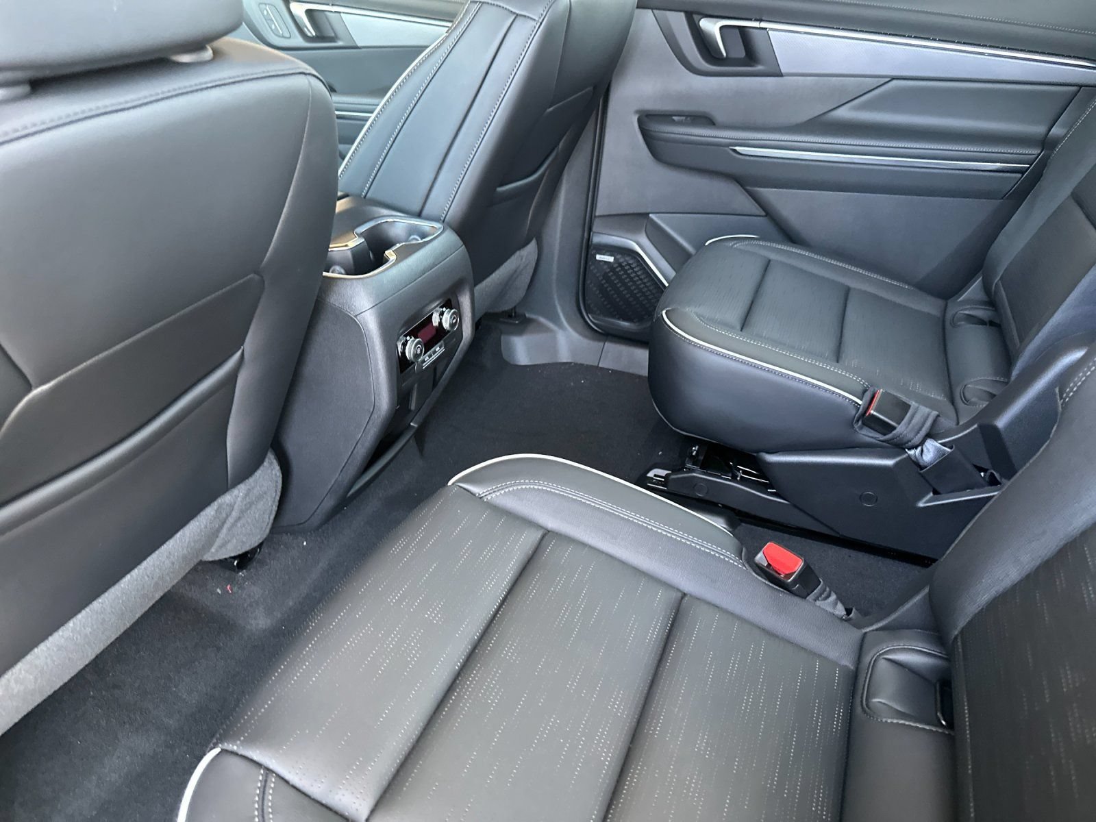 New 2026 Buick Enclave Sport Touring w/ Power Package FWD image 12