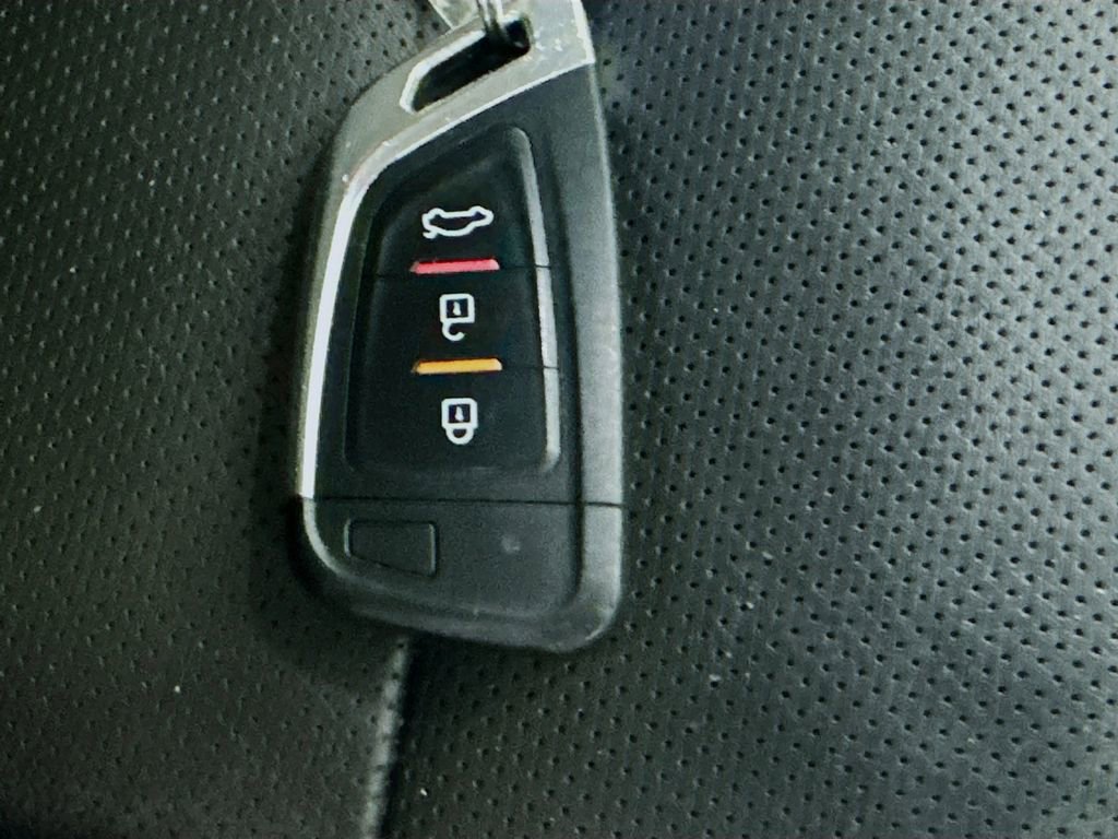 Used 2021 GMC Terrain SLT FWD image 36