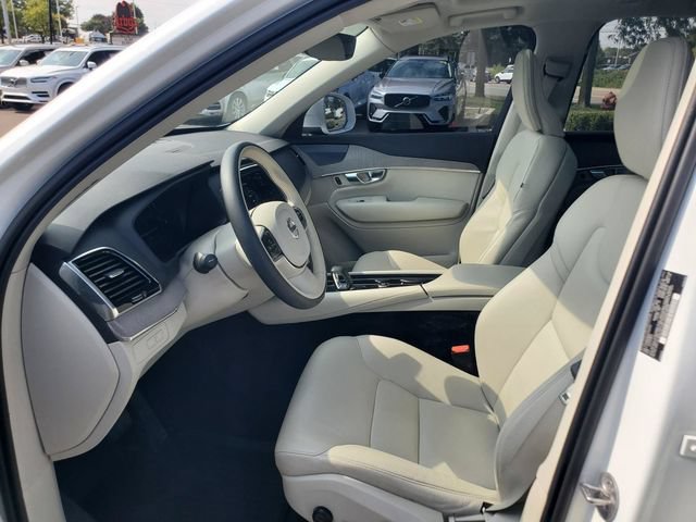Certified 2025 Volvo XC90 T8 Plus w/ Protection Package Premier AWD/4WD image 15