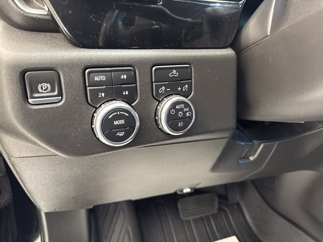 Used 2024 GMC Sierra 1500 Elevation w/ Preferred Package AWD/4WD image 16