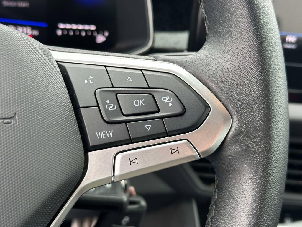 Used 2025 Volkswagen Jetta Sport image 28