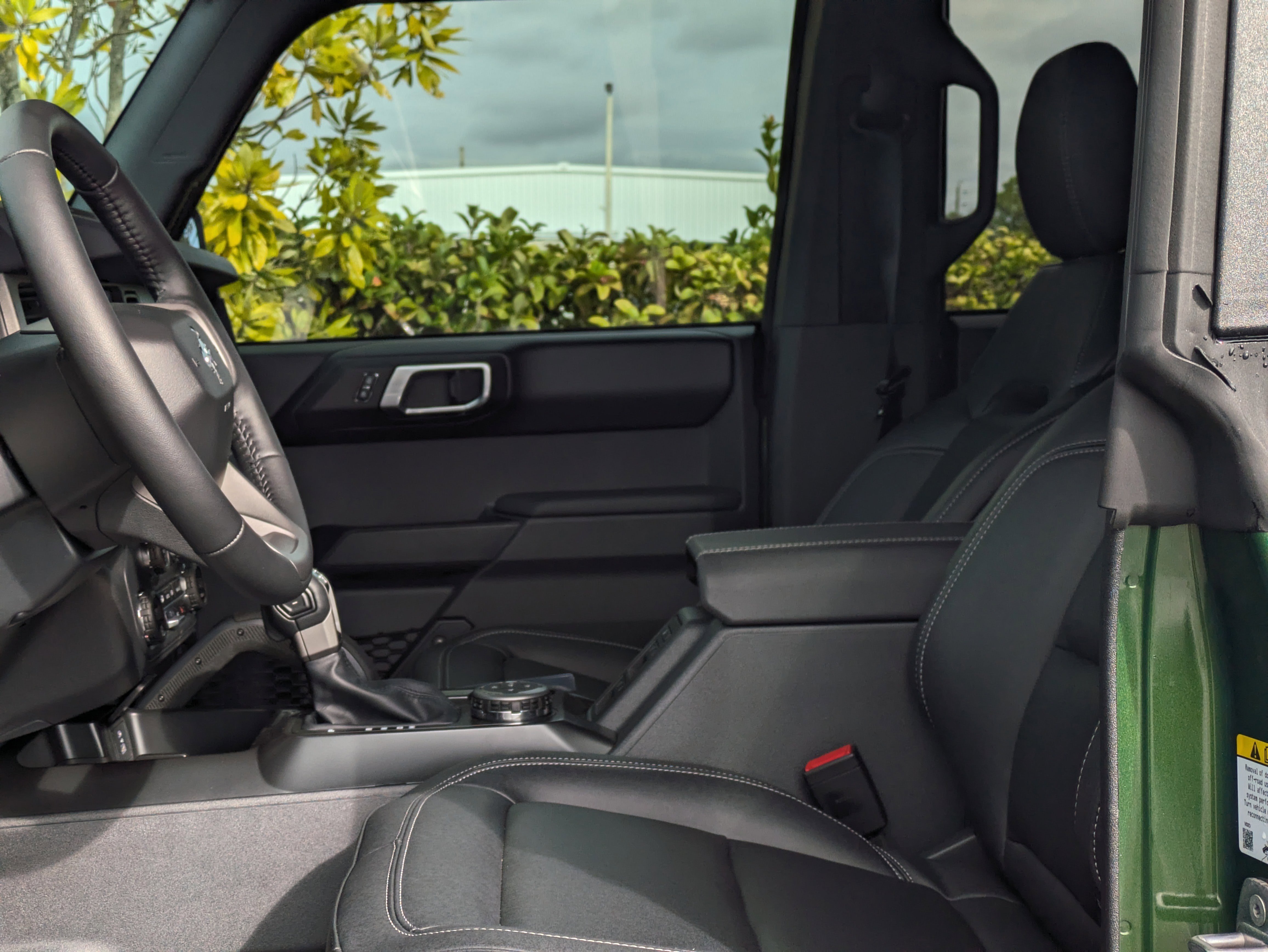 New 2025 Ford Bronco Badlands image 48