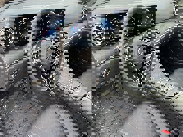 Used 2023 Mercedes-Benz E 350 Sedan image 17