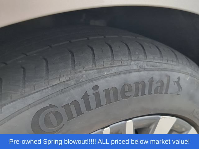 Used 2024 Nissan Altima 2.5 SV FWD image 8