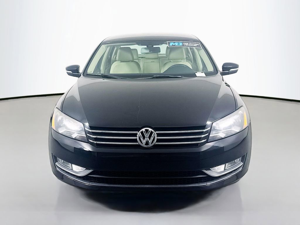 Used 2015 Volkswagen Passat 1.8T Limited Edition FWD image 2