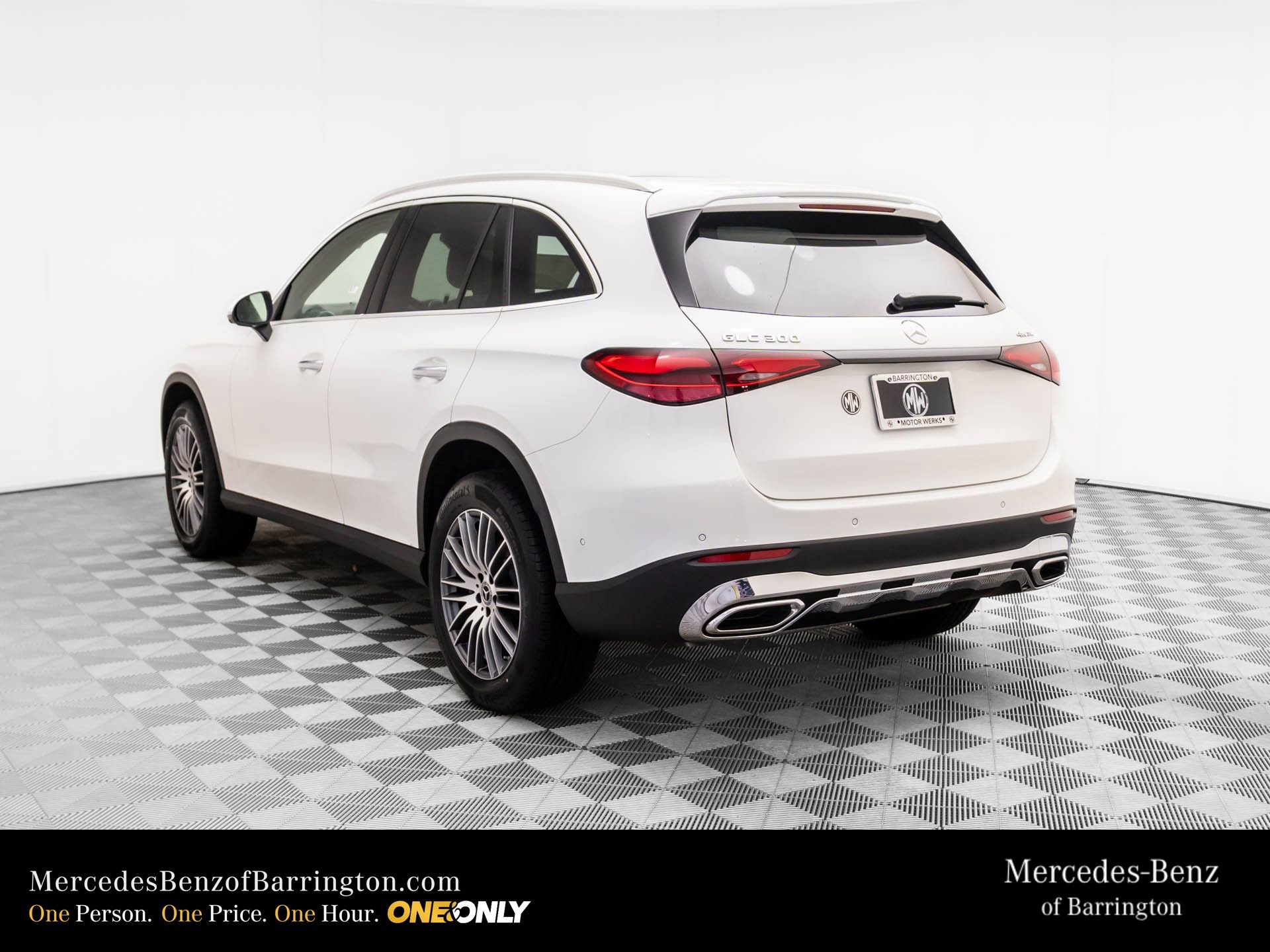 New 2026 Mercedes-Benz GLC 300 4MATIC image 3