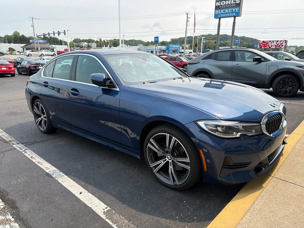 Used 2021 BMW 330i xDrive Sedan w/ Premium Package AWD/4WD image 10
