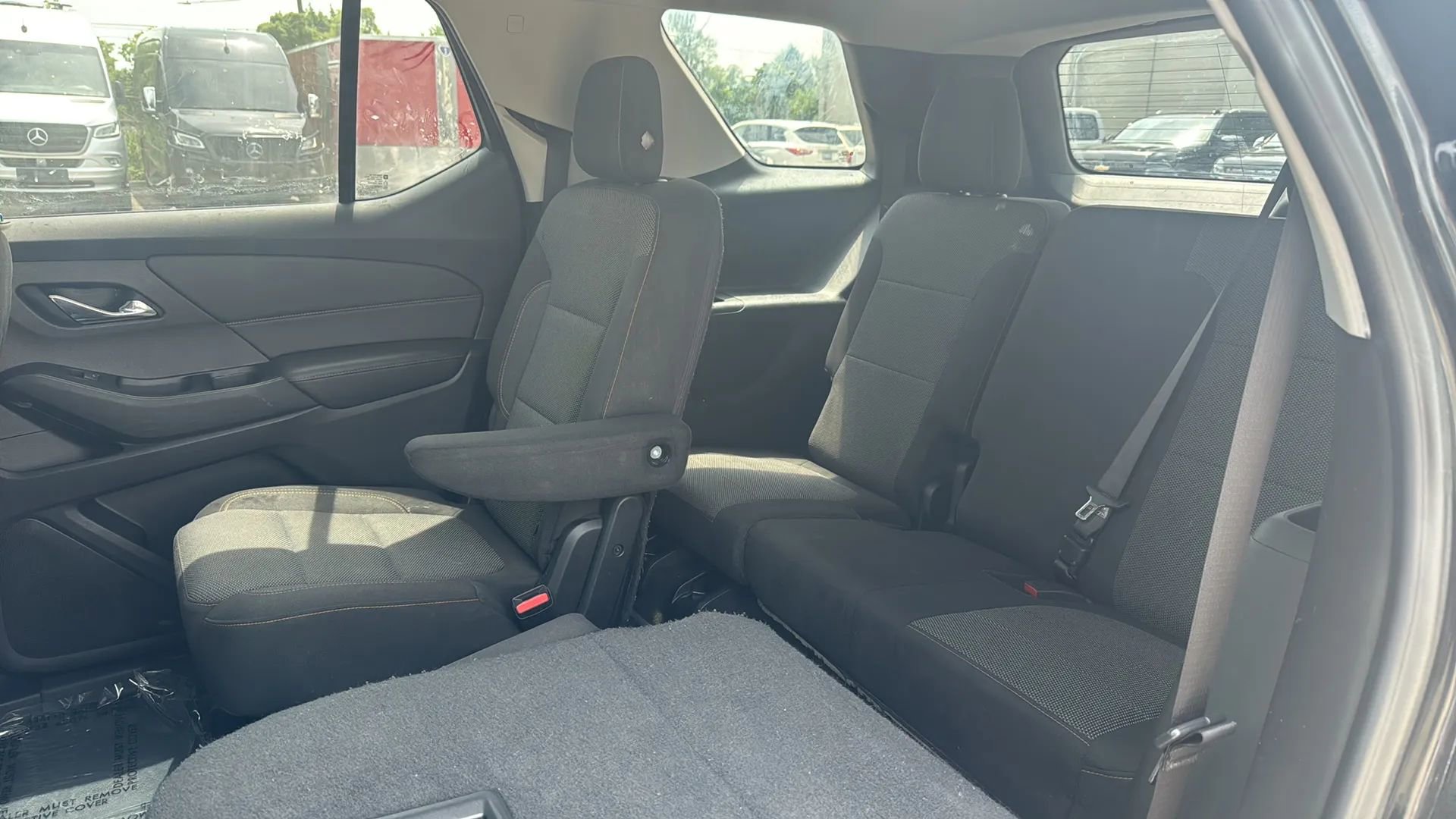 Used 2018 Chevrolet Traverse LT FWD image 15