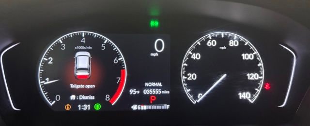 Used 2025 Honda Pilot Sport image 35