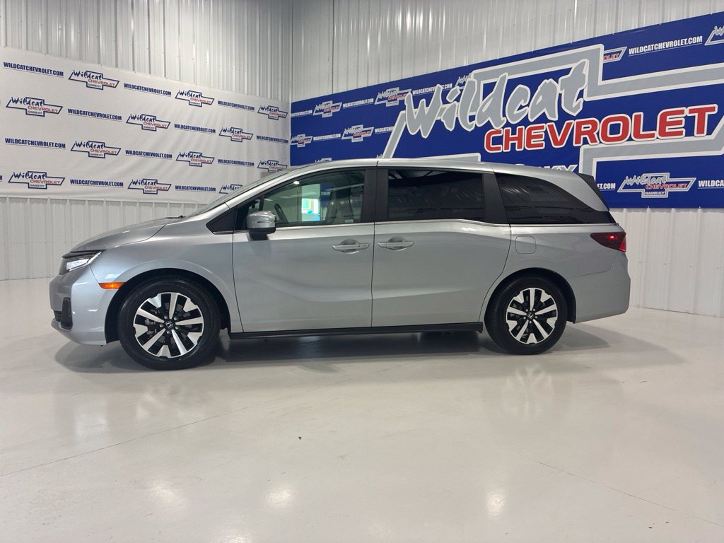 Used 2025 Honda Odyssey EX-L image 3
