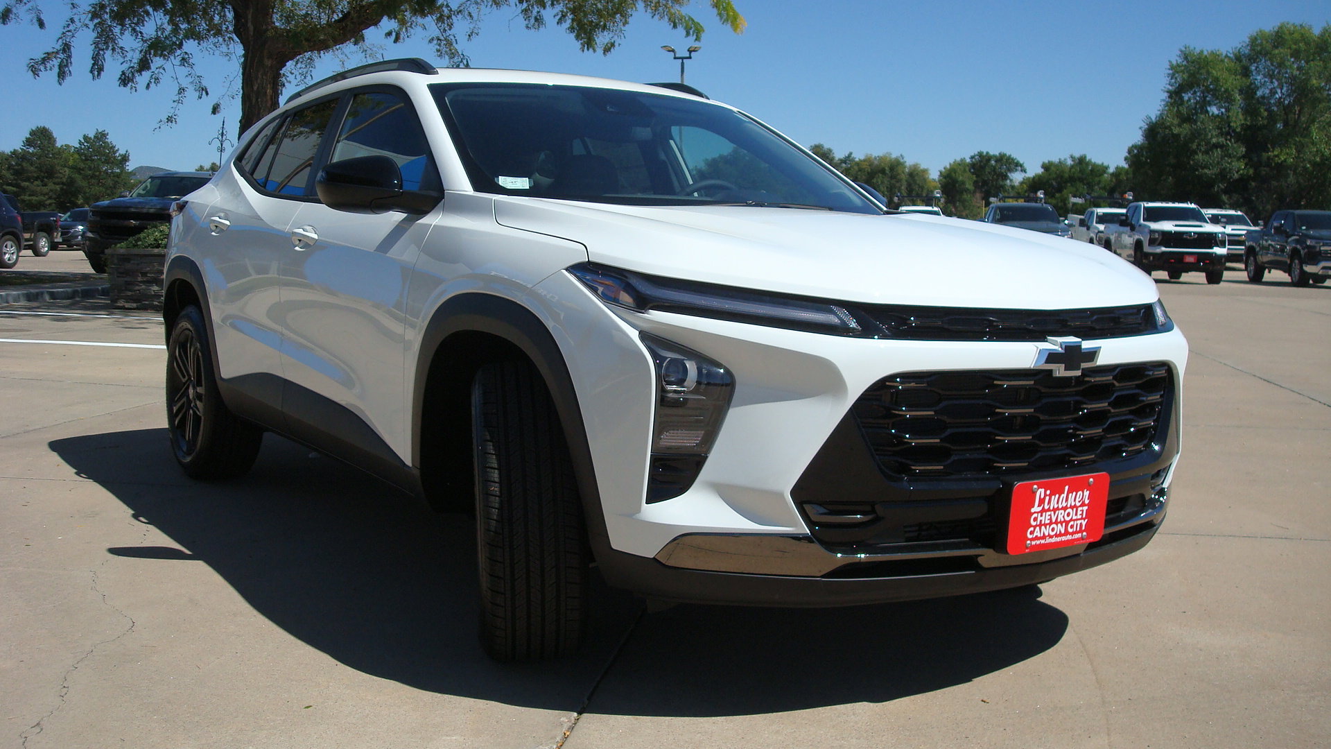 New 2025 Chevrolet Trax ACTIV w/ Sunroof Package image 3