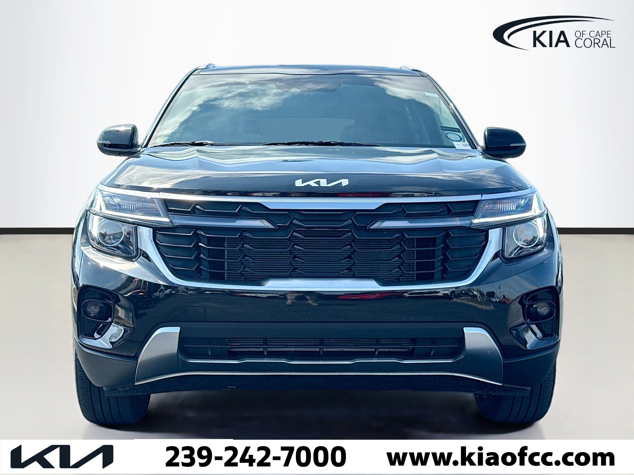 Certified 2025 Kia Seltos EX w/ EX Sunroof Package image 8