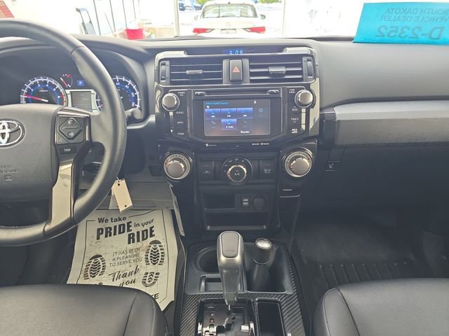 Used 2018 Toyota 4Runner SR5 image 17