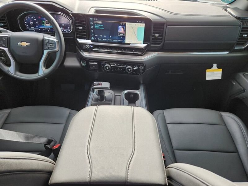 Certified 2024 Chevrolet Silverado 1500 LTZ image 10