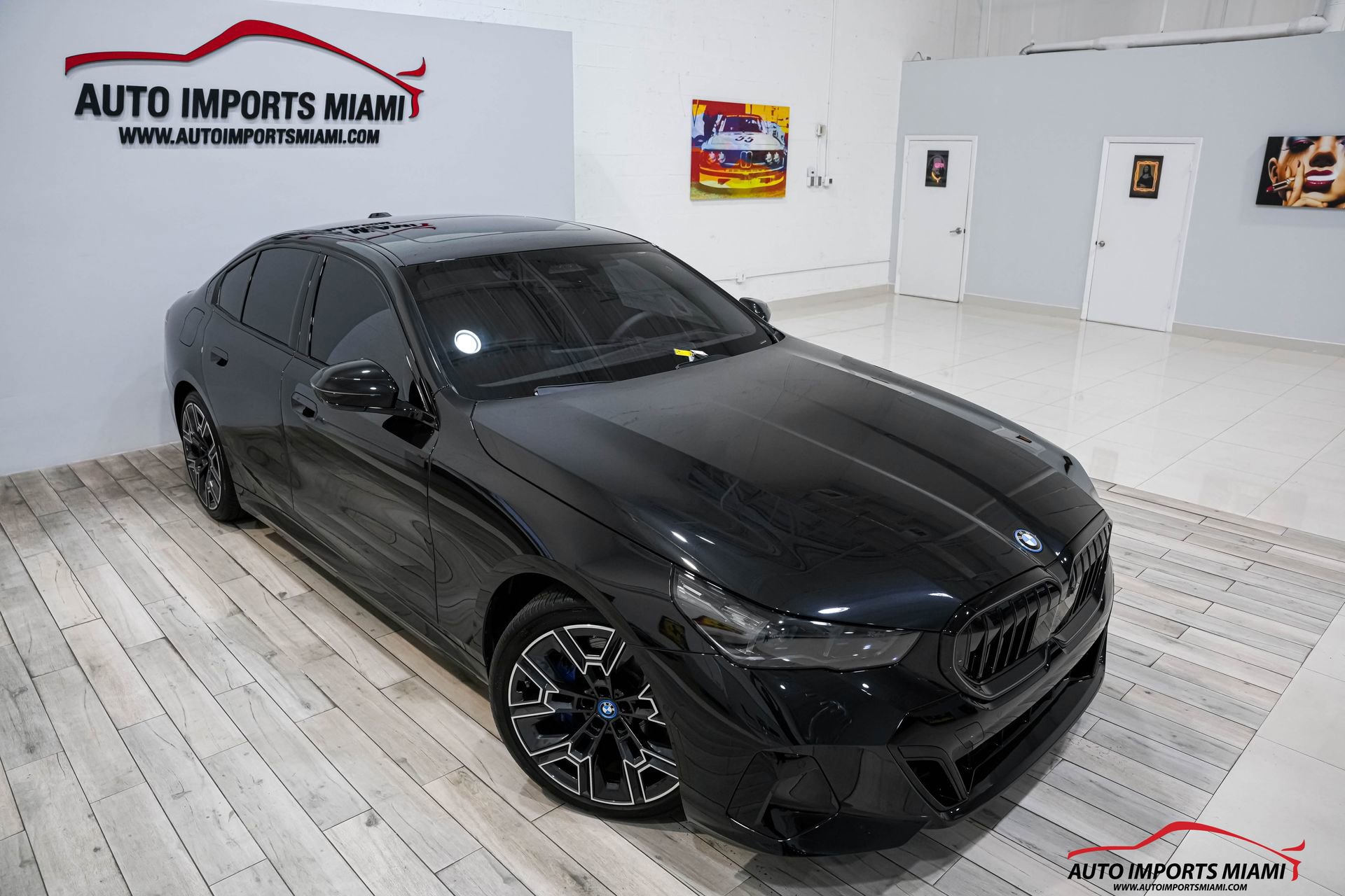 Used 2025 BMW i5 xDrive40 w/ M Sport Package AWD/4WD image 29
