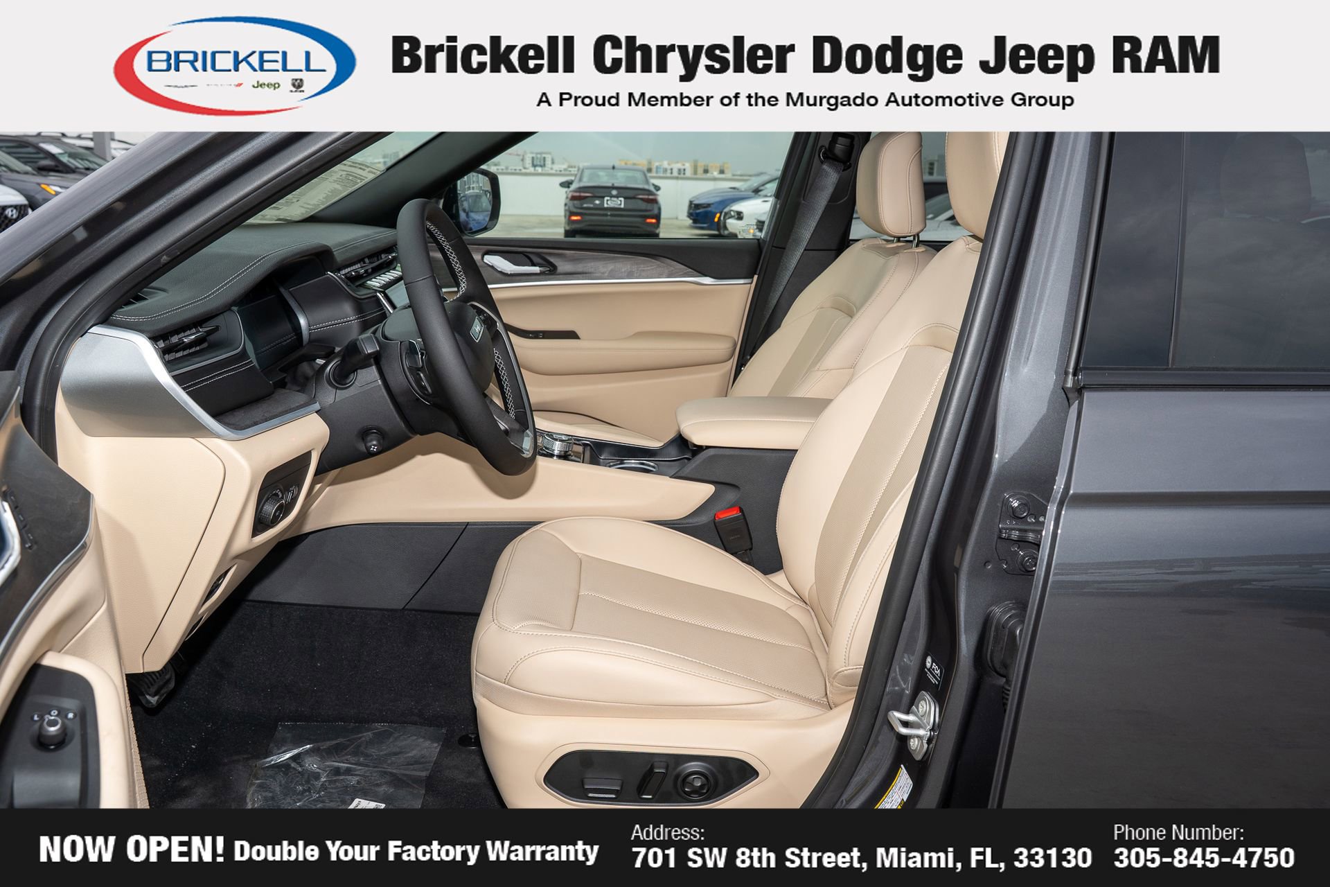 New 2025 Jeep Grand Cherokee Limited w/ Luxury Tech Group II image 16