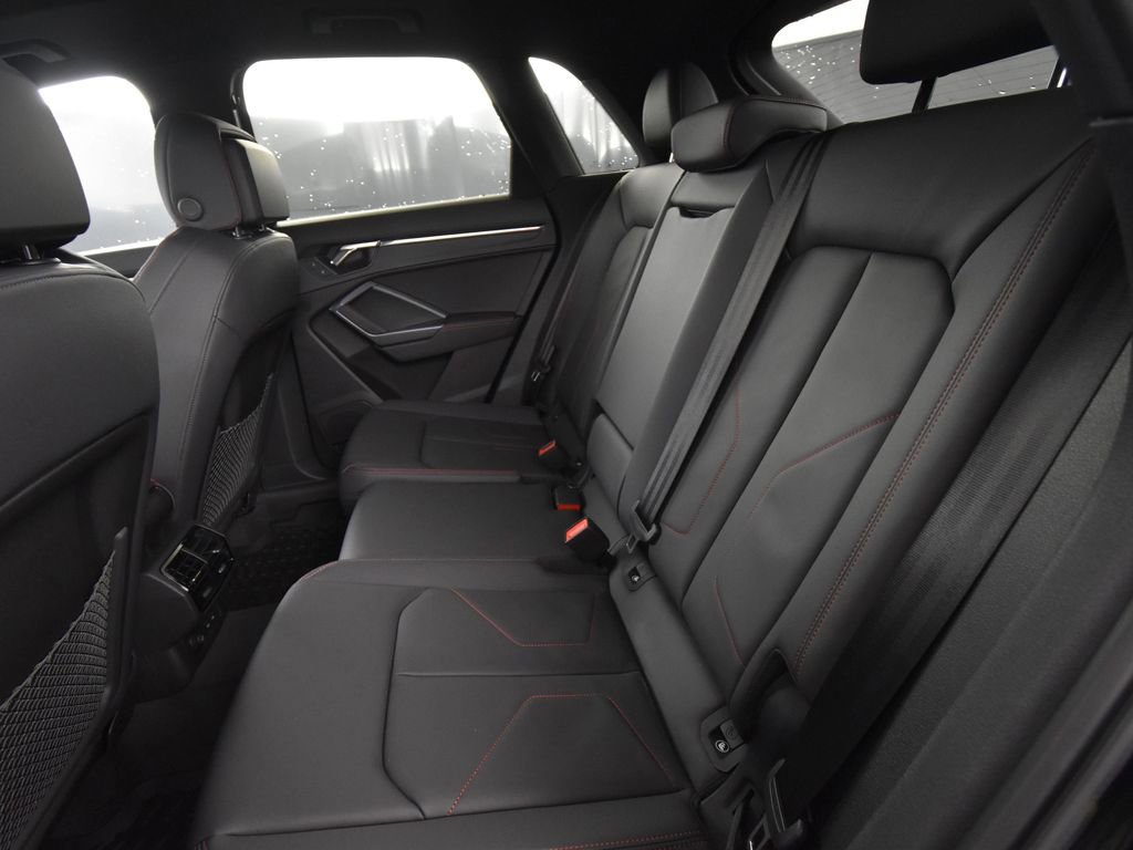 New 2025 Audi Q3 2.0T Premium Plus image 16